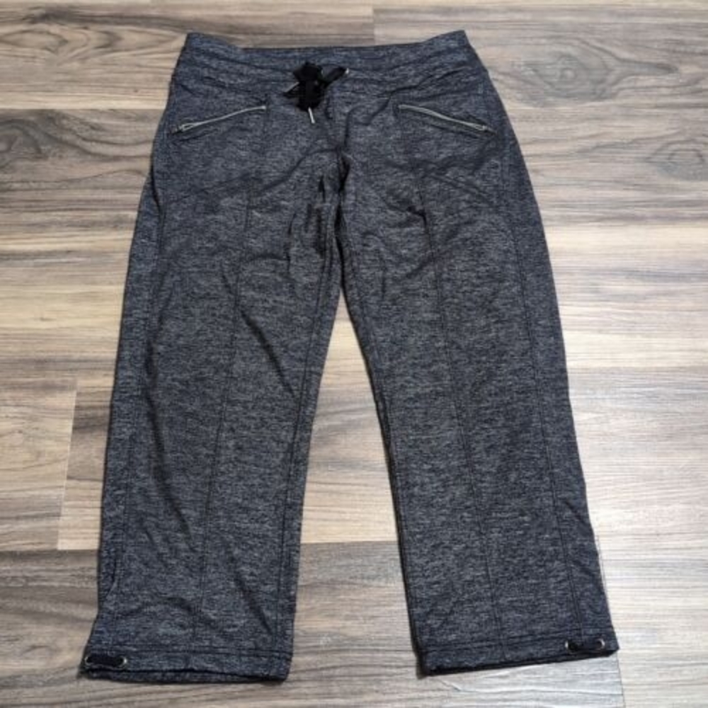 Athleta Small Heather Black Joggers Crops Pants Athletic Run Yoga Nylon 30E